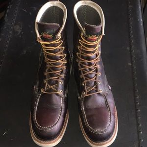 Thorogood men’s size 12  boots waterproof 🇺🇸